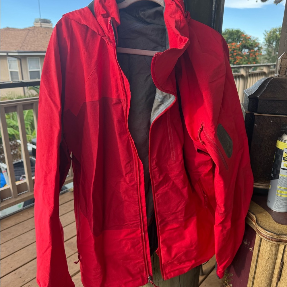 Arc'teryx Men's Bright Red Rain Jacket